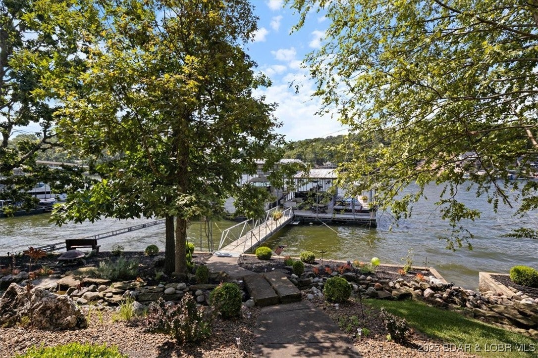 Sunrise Beach, Missouri, 65079, United States, 7 Bedrooms Bedrooms, ,6 BathroomsBathrooms,Residential,Active,1973357