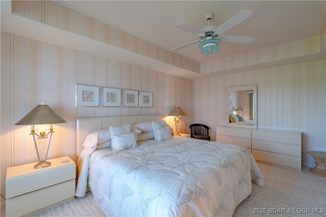 Four Seasons, Missouri, 65049, United States, 5 Bedrooms Bedrooms, ,6 BathroomsBathrooms,Residential,Active,1843468