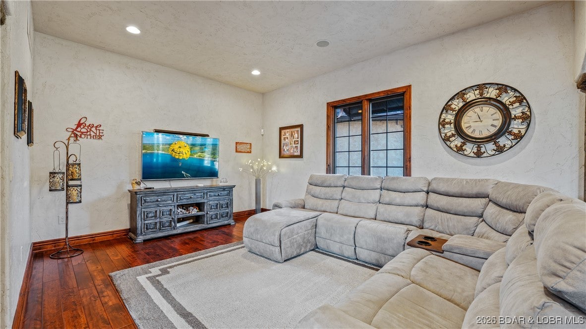 Osage Beach, Missouri, 65065, United States, 8 Bedrooms Bedrooms, ,8 BathroomsBathrooms,Residential,Active,2012239