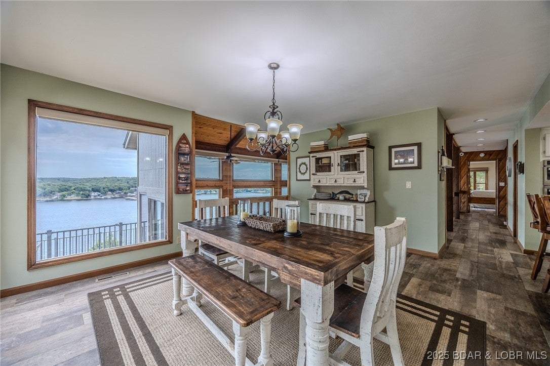 Sunrise Beach, Missouri, 65079, United States, 3 Bedrooms Bedrooms, ,3 BathroomsBathrooms,Residential,Active,1934766