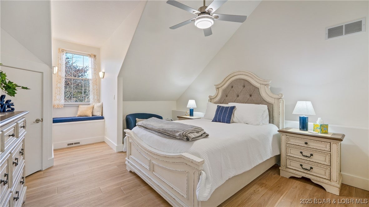 Roach, Missouri, 65787, United States, 8 Bedrooms Bedrooms, ,5 BathroomsBathrooms,Residential,Active,2007100