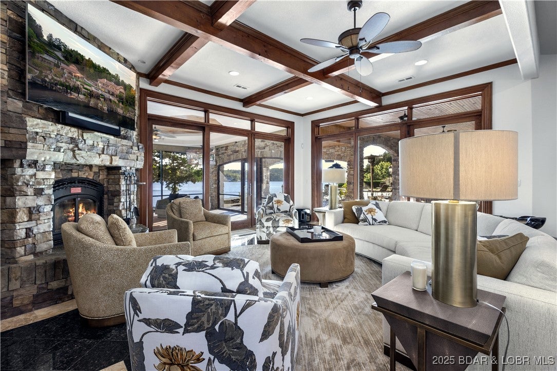 Sunrise Beach, Missouri, 65079, United States, 18 Bedrooms Bedrooms, ,19 BathroomsBathrooms,Residential,Active,1944266