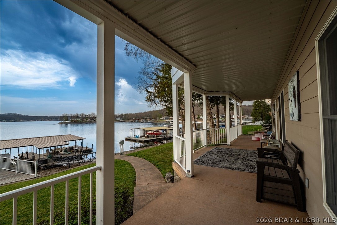 Gravois Mills, Missouri, 65037, United States, 5 Bedrooms Bedrooms, ,3 BathroomsBathrooms,Residential,Active,2032925