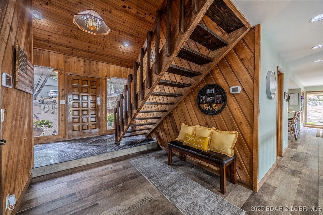 Sunrise Beach, Missouri, 65079, United States, 3 Bedrooms Bedrooms, ,3 BathroomsBathrooms,Residential,Active,1934766