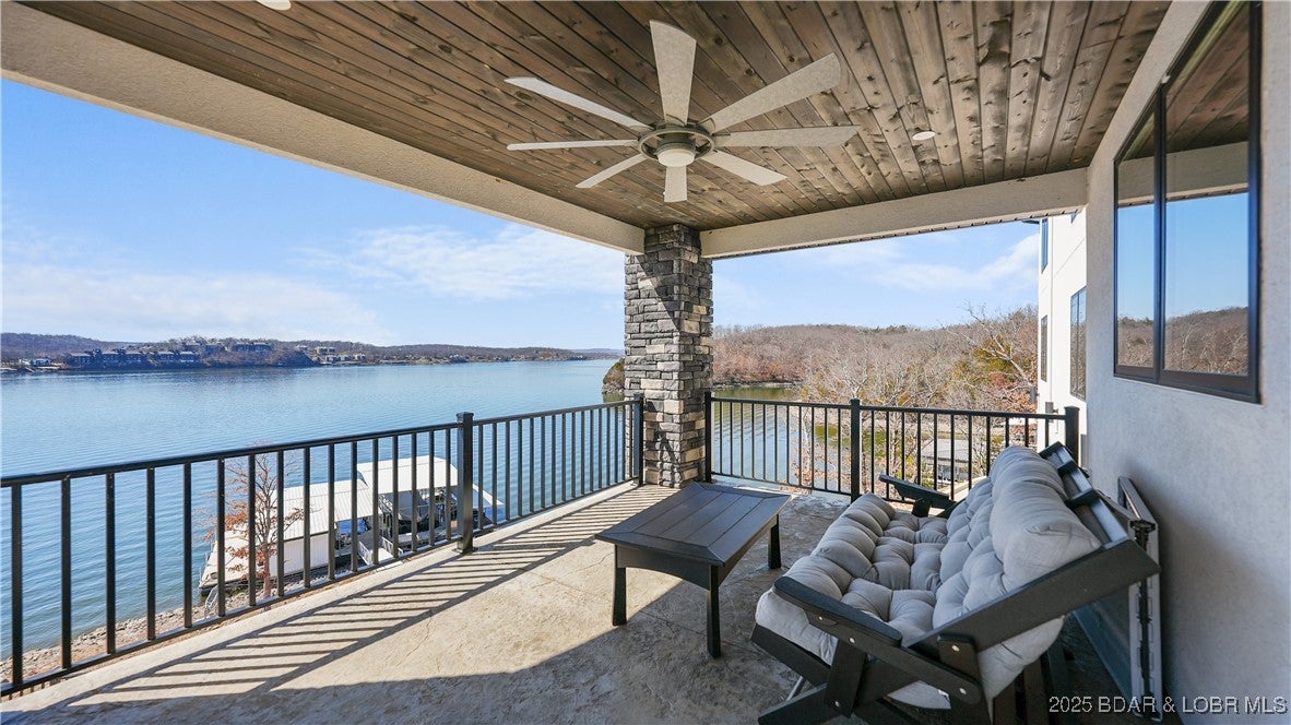 Sunrise Beach, Missouri, 65079, United States, 8 Bedrooms Bedrooms, ,10 BathroomsBathrooms,Residential,Active,1964490