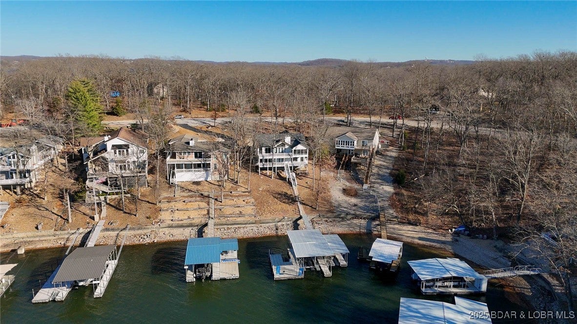 Four Seasons, Missouri, 65049, United States, 5 Bedrooms Bedrooms, ,4 BathroomsBathrooms,Residential,Active,2008696