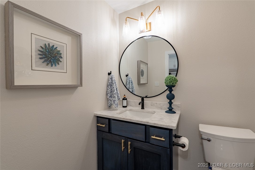 Four Seasons, Missouri, 65049, United States, 5 Bedrooms Bedrooms, ,4 BathroomsBathrooms,Residential,Active,2008696