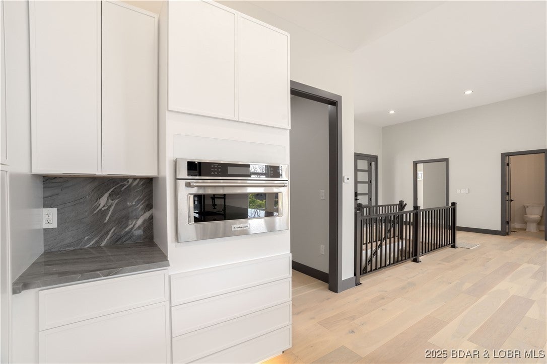 Sunrise Beach, Missouri, 65065, United States, 6 Bedrooms Bedrooms, ,6 BathroomsBathrooms,Residential,Active,1929710