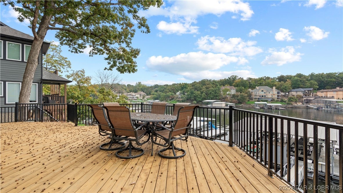 Lake Ozark, Missouri, 65049, United States, 5 Bedrooms Bedrooms, ,5 BathroomsBathrooms,Residential,Active,1968089