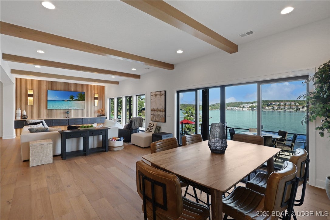 Porto Cima, Missouri, 65079, United States, 6 Bedrooms Bedrooms, ,5 BathroomsBathrooms,Residential,Active,1960144