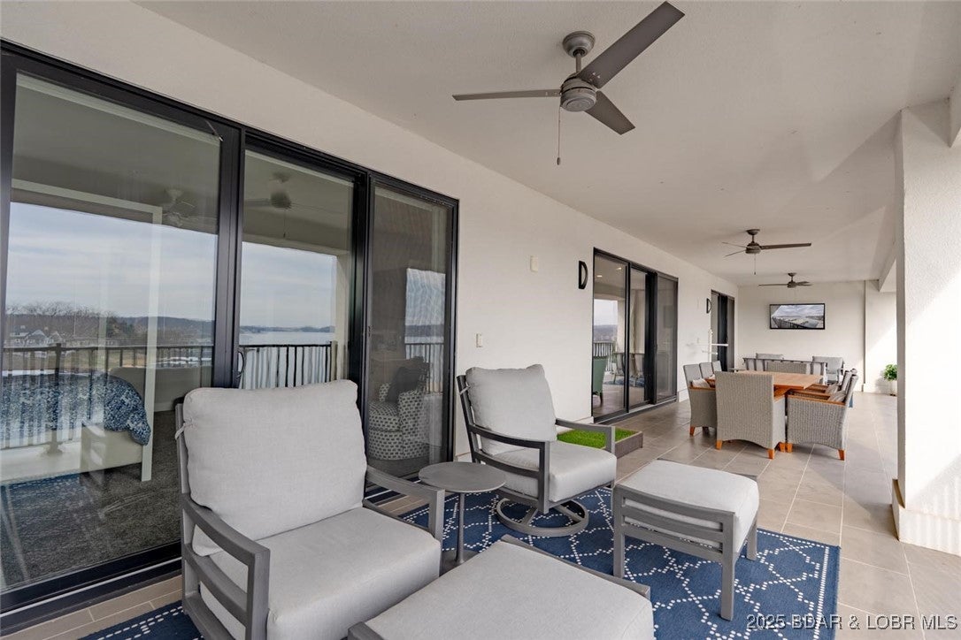 Sunrise Beach, Missouri, 65079, United States, 4 Bedrooms Bedrooms, ,5 BathroomsBathrooms,Residential,Active,2008284