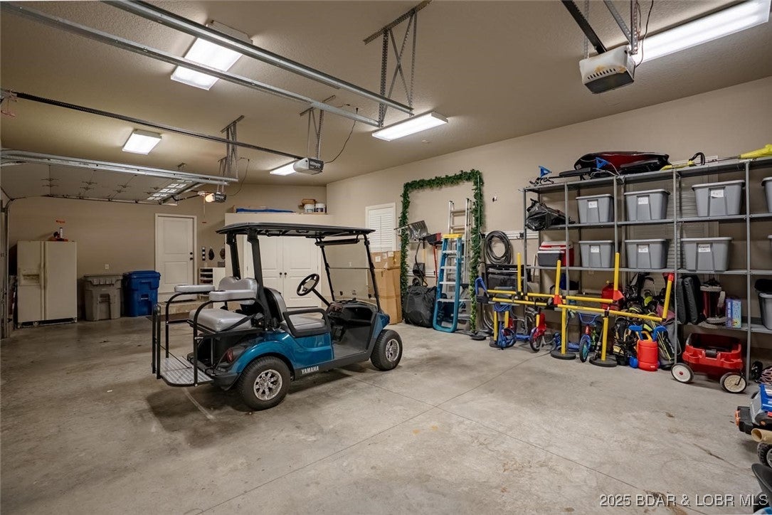 Lake Ozark, Missouri, 65049, United States, 5 Bedrooms Bedrooms, ,5 BathroomsBathrooms,Residential,Active,1990646