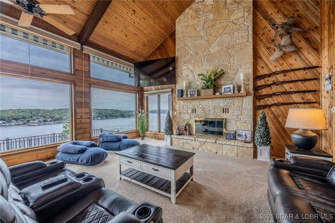 Sunrise Beach, Missouri, 65079, United States, 3 Bedrooms Bedrooms, ,3 BathroomsBathrooms,Residential,Active,1934766