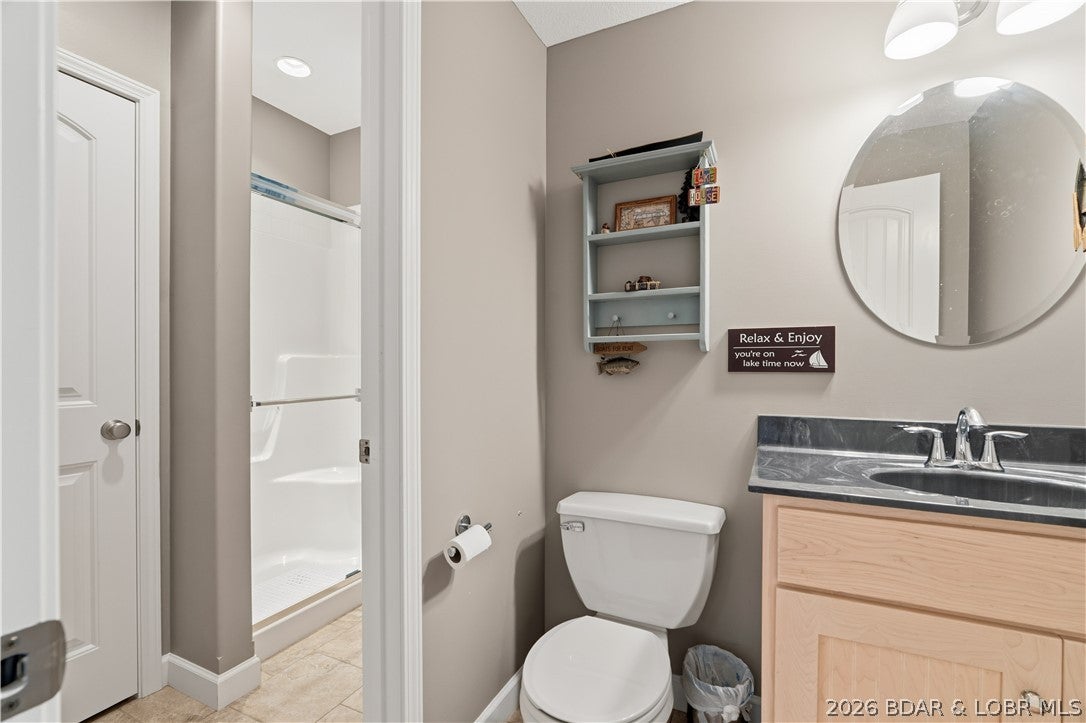 Gravois Mills, Missouri, 65037, United States, 5 Bedrooms Bedrooms, ,3 BathroomsBathrooms,Residential,Active,2032925