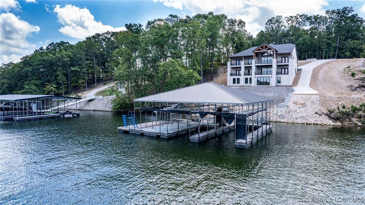 Sunrise Beach, Missouri, 65079, United States, 6 Bedrooms Bedrooms, ,7 BathroomsBathrooms,Residential,Active,1968091