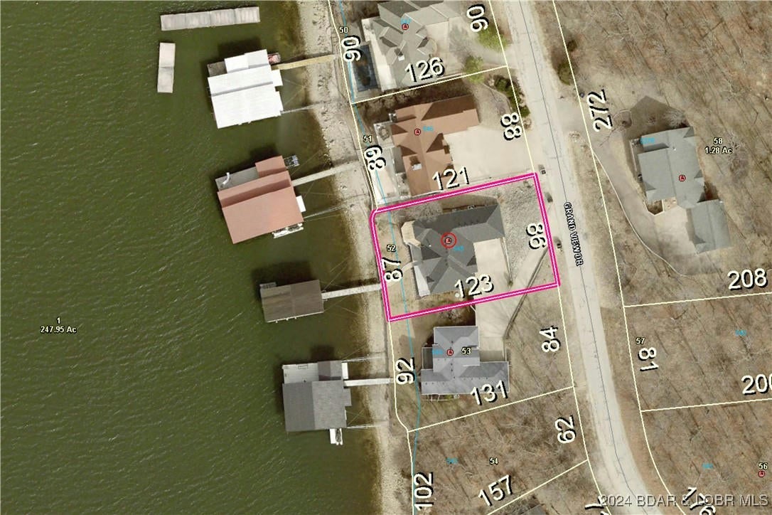 Porto Cima, Missouri, 65079, United States, ,5 BathroomsBathrooms,Residential,Active,1703312