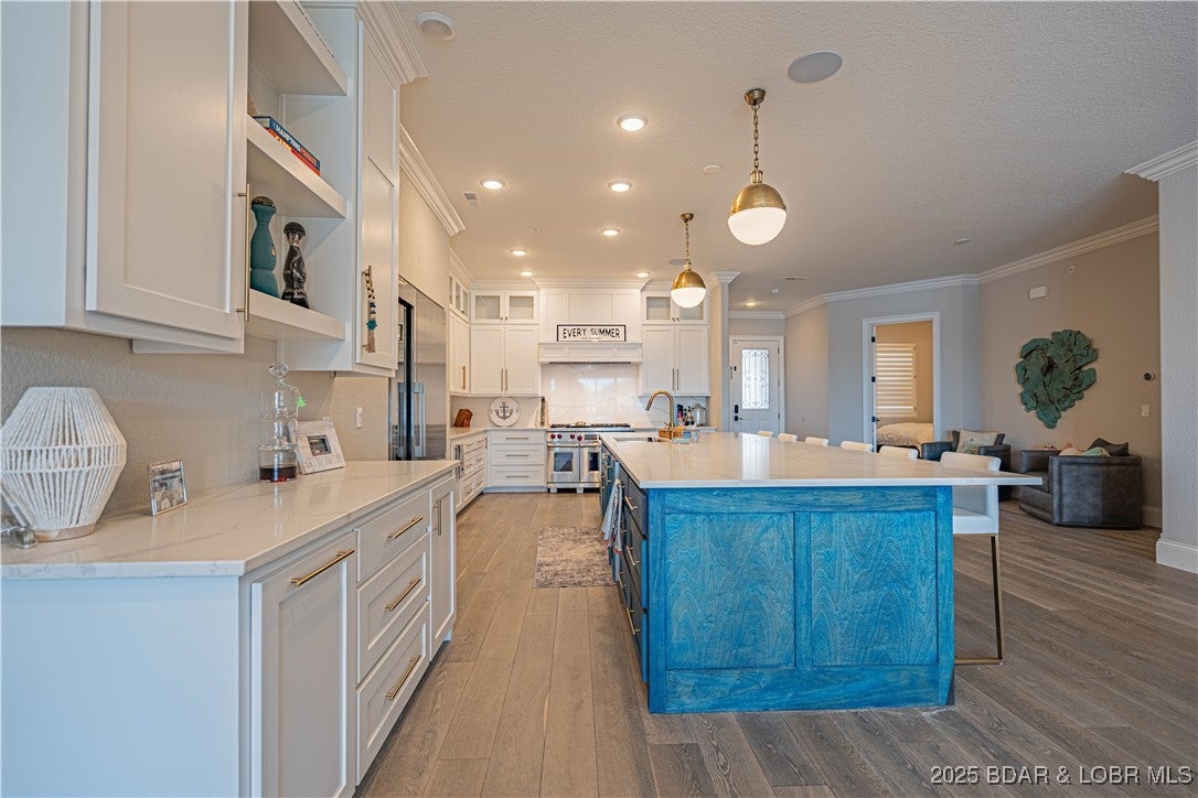 Osage Beach, Missouri, 65065, United States, 4 Bedrooms Bedrooms, ,5 BathroomsBathrooms,Residential,Active,1823963