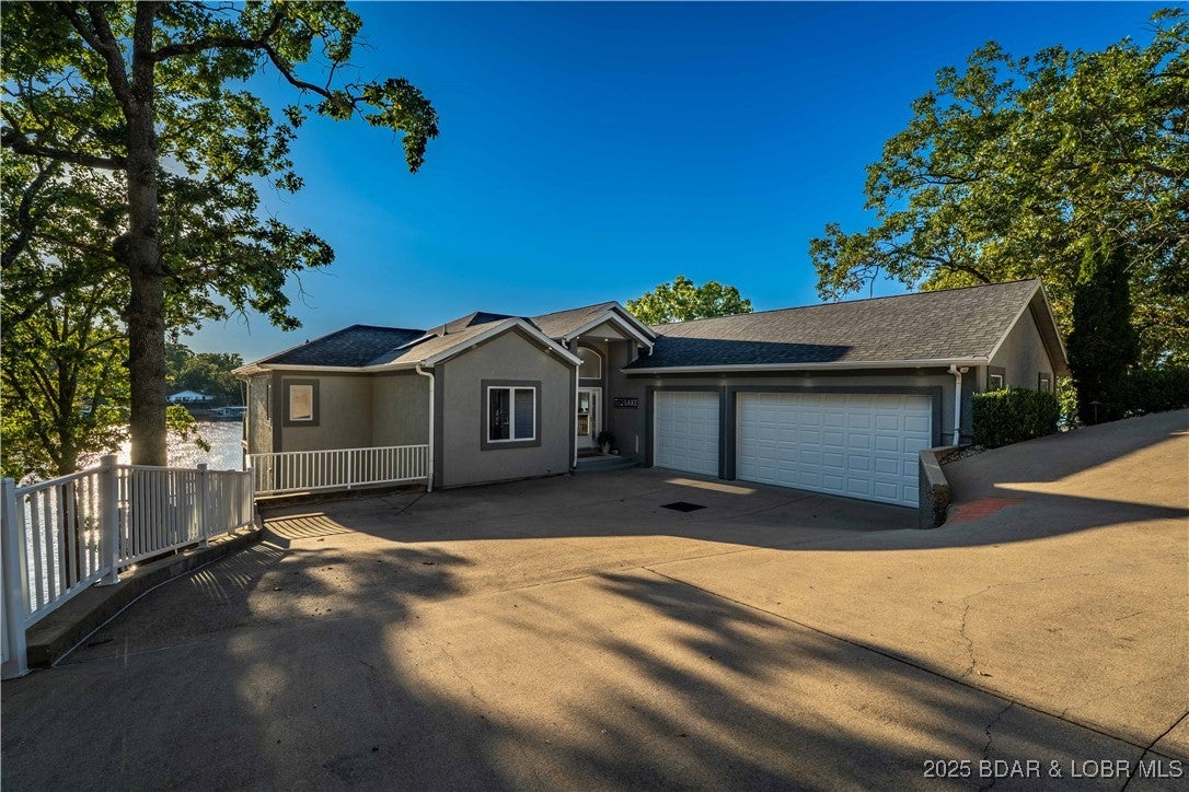 Sunrise Beach, Missouri, 65079, United States, 6 Bedrooms Bedrooms, ,5 BathroomsBathrooms,Residential,Active,1963265