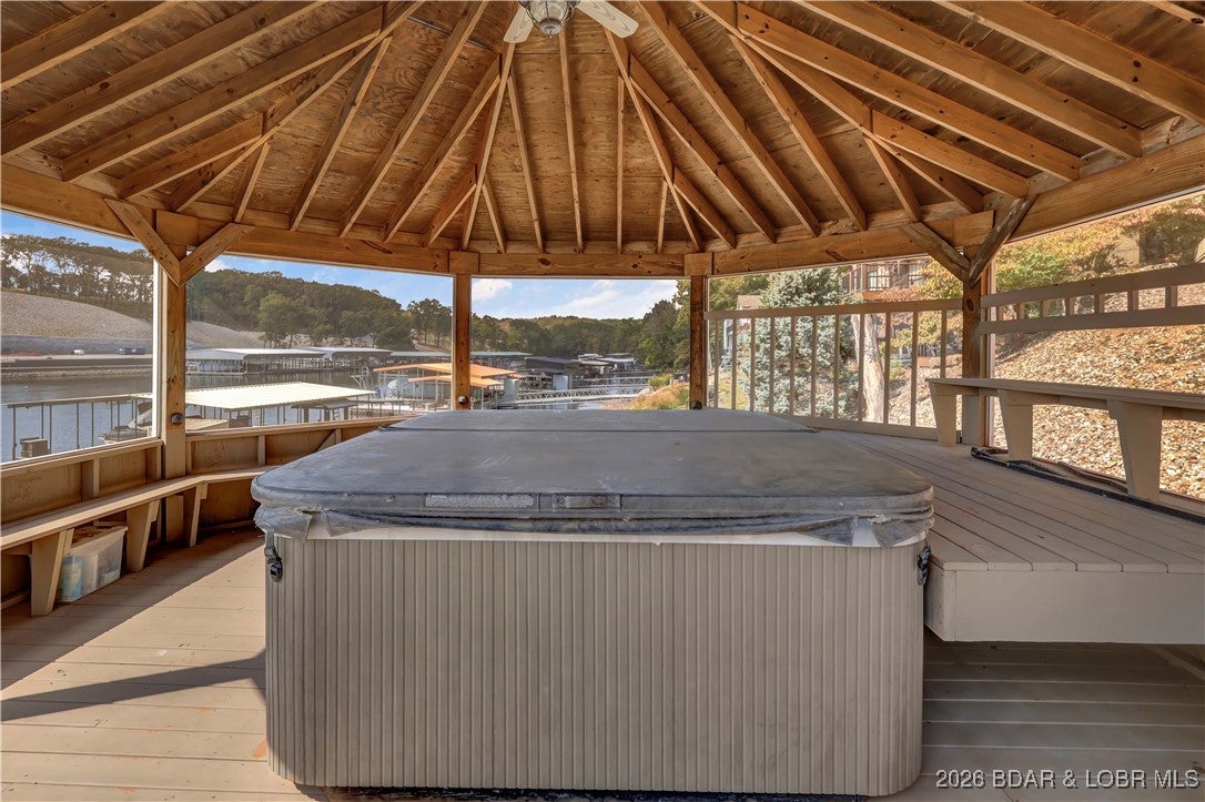 Sunrise Beach, Missouri, 65079, United States, 5 Bedrooms Bedrooms, ,6 BathroomsBathrooms,Residential,Active,2015451