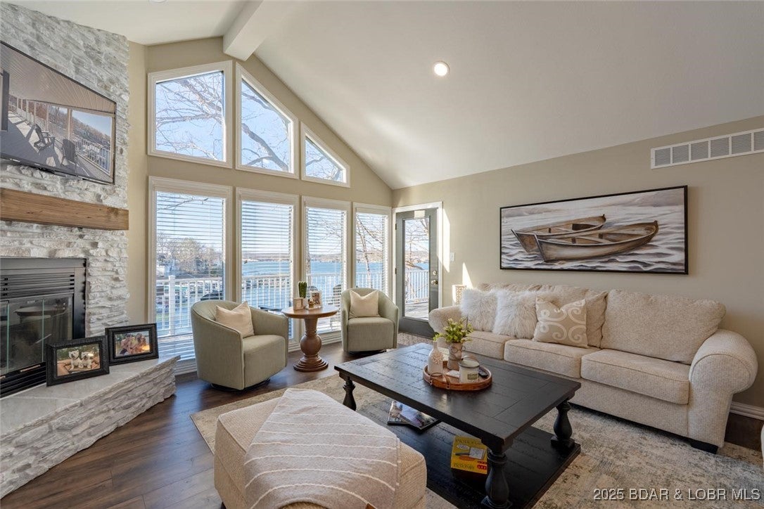 Four Seasons, Missouri, 65049, United States, 5 Bedrooms Bedrooms, ,4 BathroomsBathrooms,Residential,Active,2008696