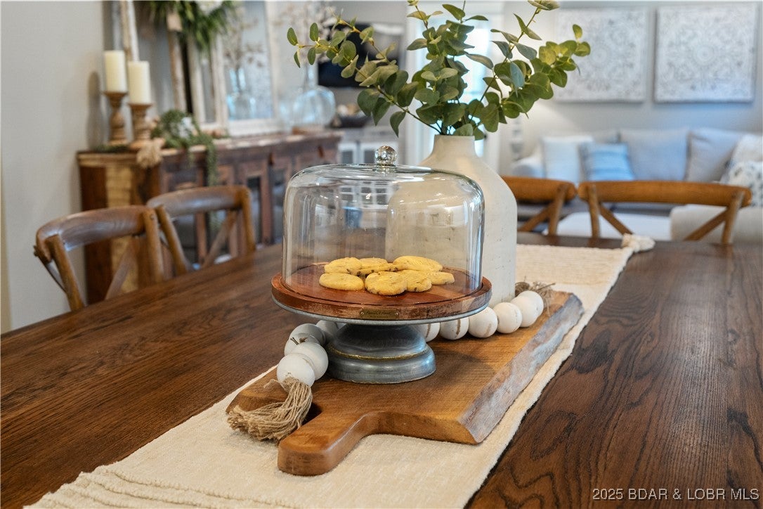 Lake Ozark, Missouri, 65049, United States, 4 Bedrooms Bedrooms, ,5 BathroomsBathrooms,Residential,Active,1960161