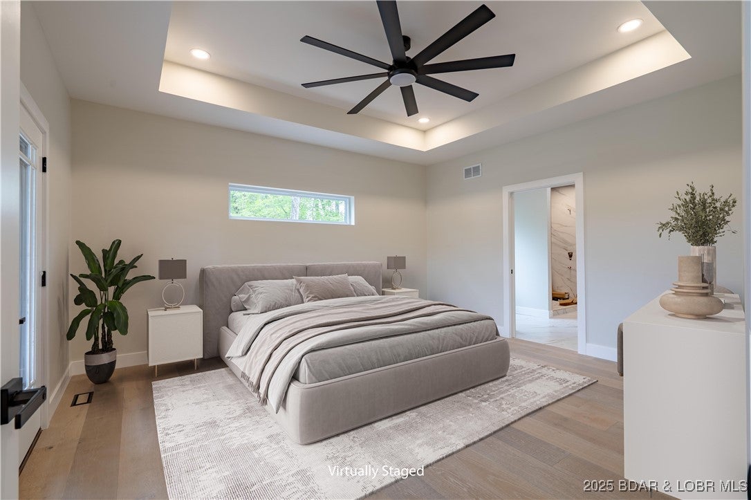 Sunrise Beach, Missouri, 65079, United States, 6 Bedrooms Bedrooms, ,7 BathroomsBathrooms,Residential,Active,1968091