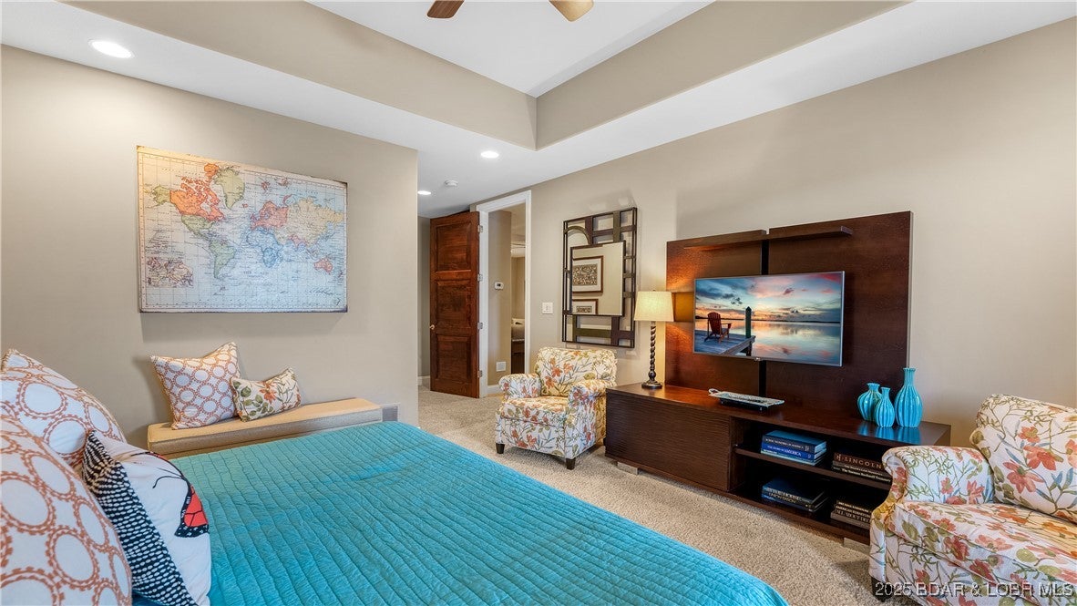 Sunrise Beach, Missouri, 65079, United States, 6 Bedrooms Bedrooms, ,8 BathroomsBathrooms,Residential,Pending,1943776