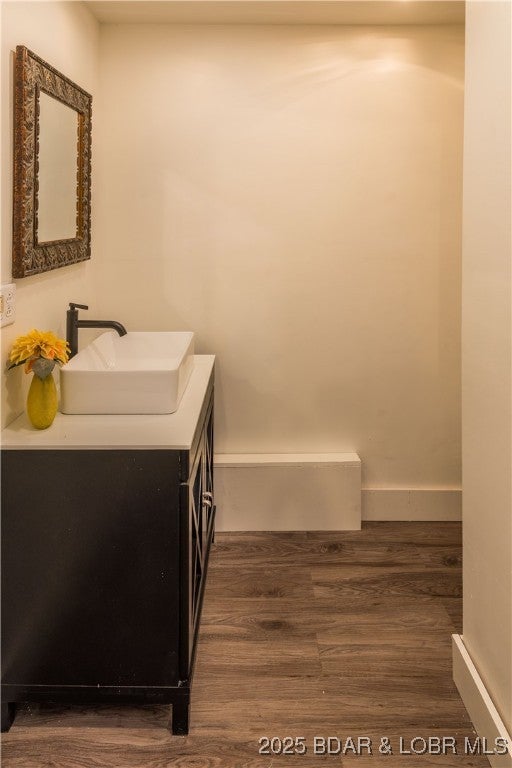 Jefferson City, Missouri, 65109, United States, 4 Bedrooms Bedrooms, ,4 BathroomsBathrooms,Residential,Active,1990045