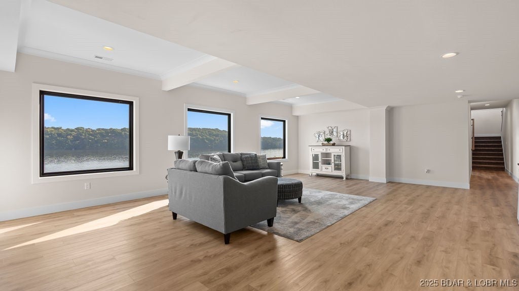 Camdenton, Missouri, 65020, United States, 4 Bedrooms Bedrooms, ,4 BathroomsBathrooms,Residential,Active,1945094