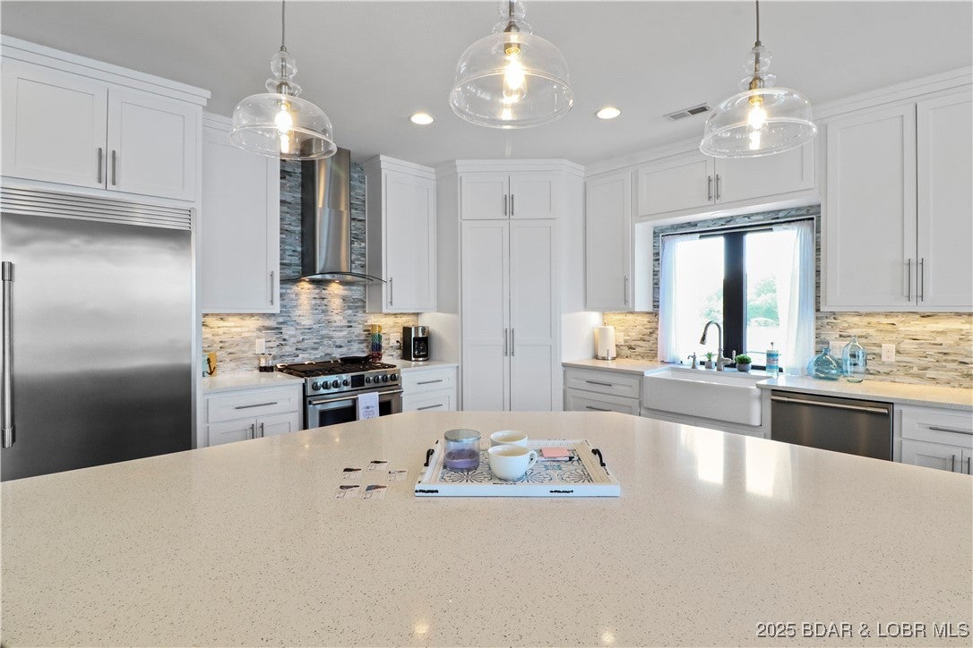Lake Ozark, Missouri, 65049, United States, ,5 BathroomsBathrooms,Residential,Active,1734496