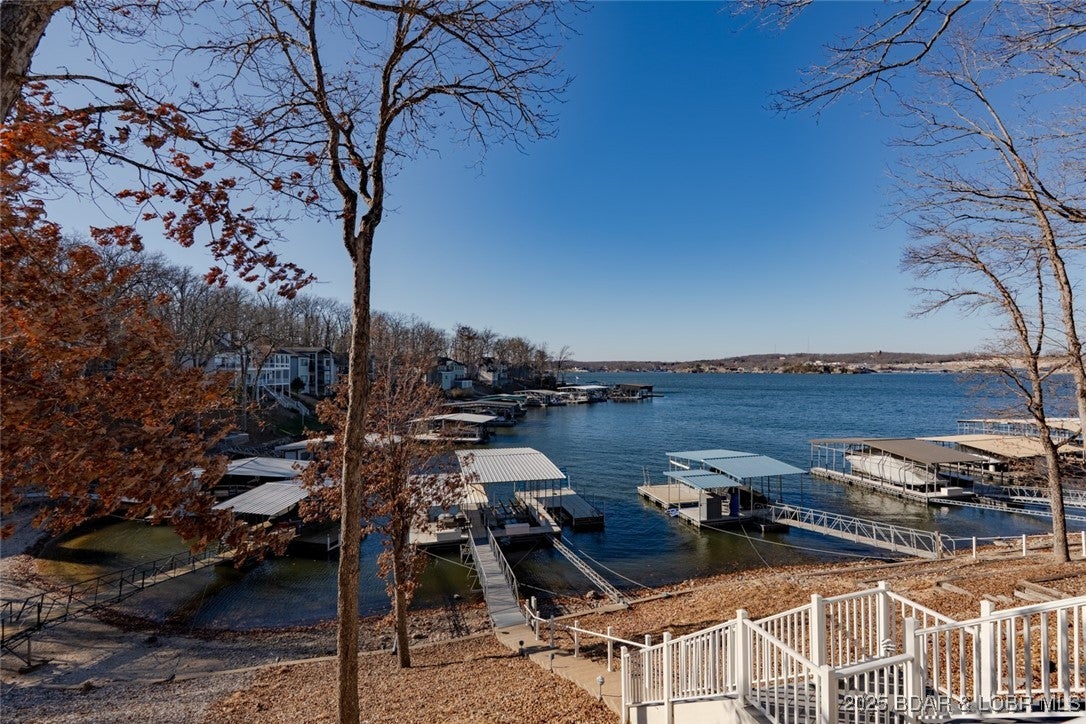 Four Seasons, Missouri, 65049, United States, 5 Bedrooms Bedrooms, ,4 BathroomsBathrooms,Residential,Active,2008696