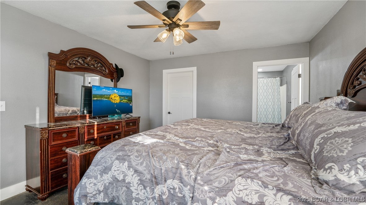 Stoutland, Missouri, 65567, United States, 2 Bedrooms Bedrooms, ,2 BathroomsBathrooms,Residential,Active,2006800