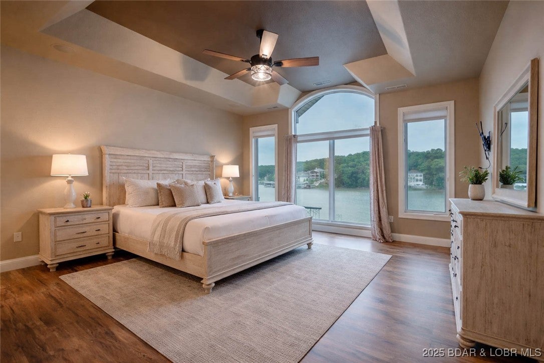 Porto Cima, Missouri, 65079, United States, 5 Bedrooms Bedrooms, ,5 BathroomsBathrooms,Residential,Active,2007636