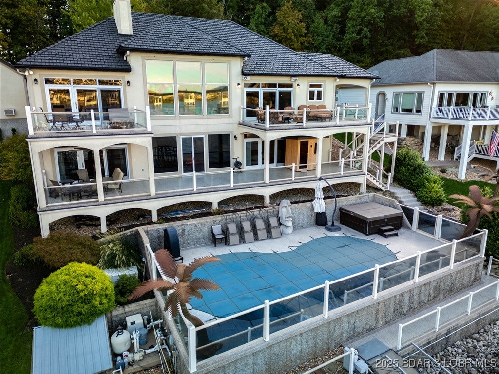 Porto Cima, Missouri, 65079, United States, 5 Bedrooms Bedrooms, ,4 BathroomsBathrooms,Residential,Active,1973370