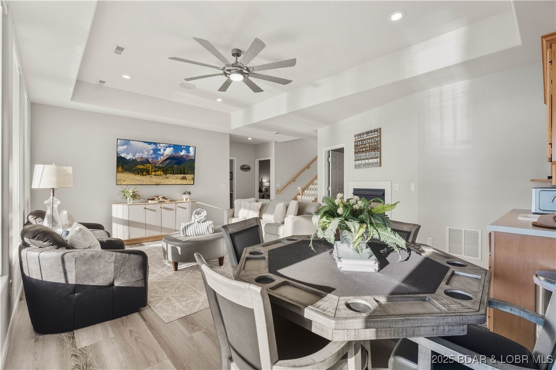 Sunrise Beach, Missouri, 65079, United States, 6 Bedrooms Bedrooms, ,5 BathroomsBathrooms,Residential,Active,1963265