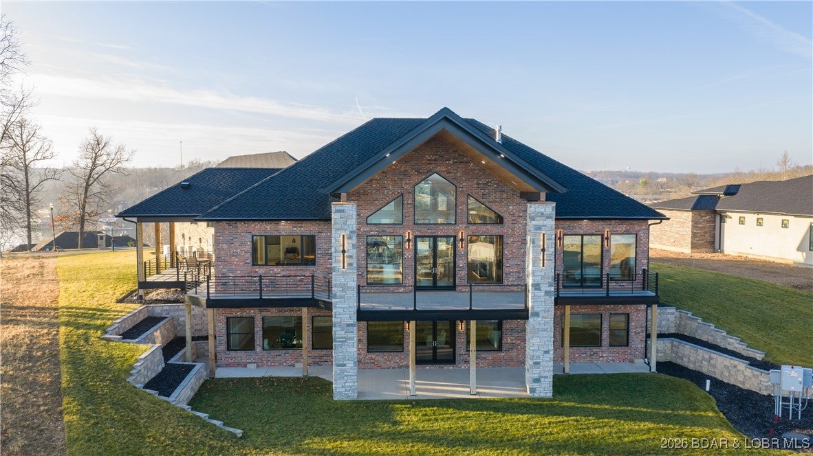 Osage Beach, Missouri, 65065, United States, 4 Bedrooms Bedrooms, ,5 BathroomsBathrooms,Residential,Active,2008724