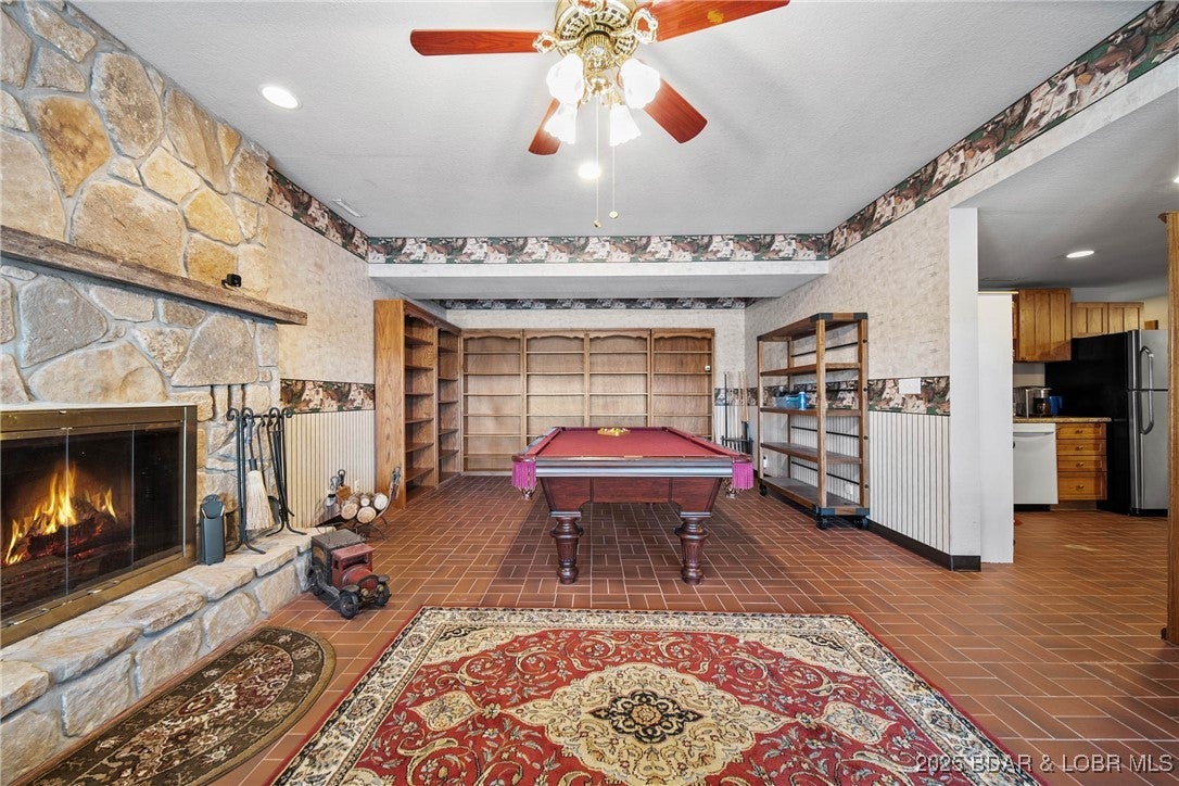 Linn Creek, Missouri, 65052, United States, 7 Bedrooms Bedrooms, ,6 BathroomsBathrooms,Residential,Active,1929474