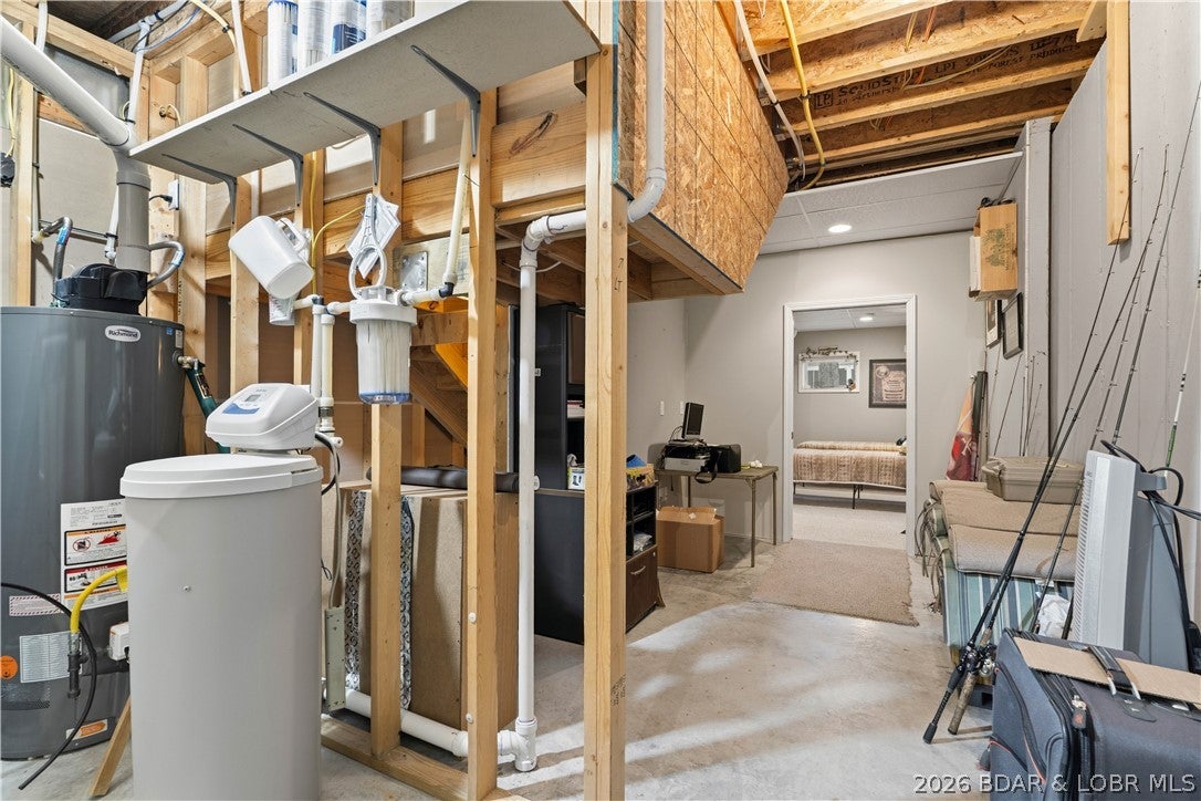 Gravois Mills, Missouri, 65037, United States, 5 Bedrooms Bedrooms, ,3 BathroomsBathrooms,Residential,Active,2032925