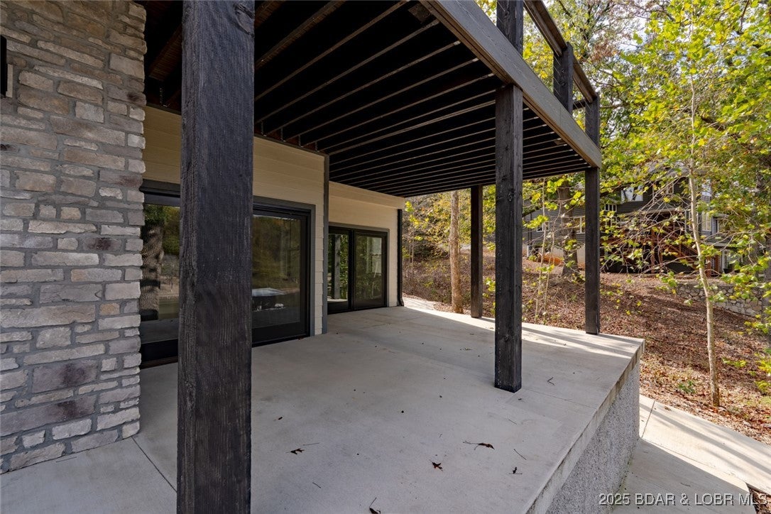 Climax Springs, Missouri, 65324, United States, 5 Bedrooms Bedrooms, ,5 BathroomsBathrooms,Residential,Active,1988443