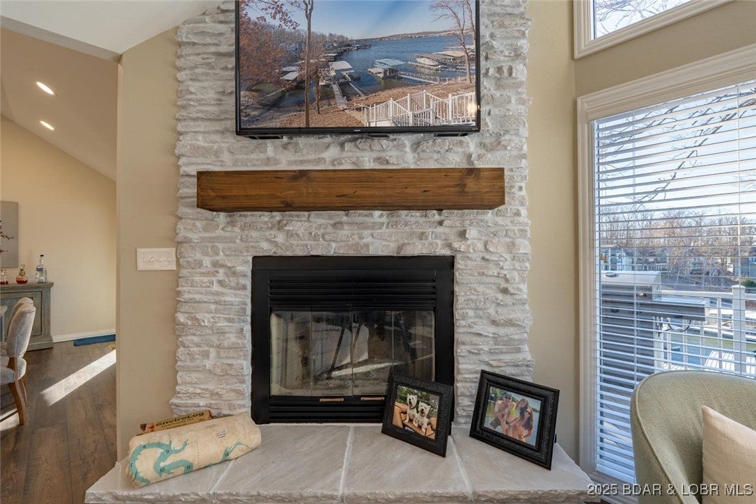 Four Seasons, Missouri, 65049, United States, 5 Bedrooms Bedrooms, ,4 BathroomsBathrooms,Residential,Active,2008696