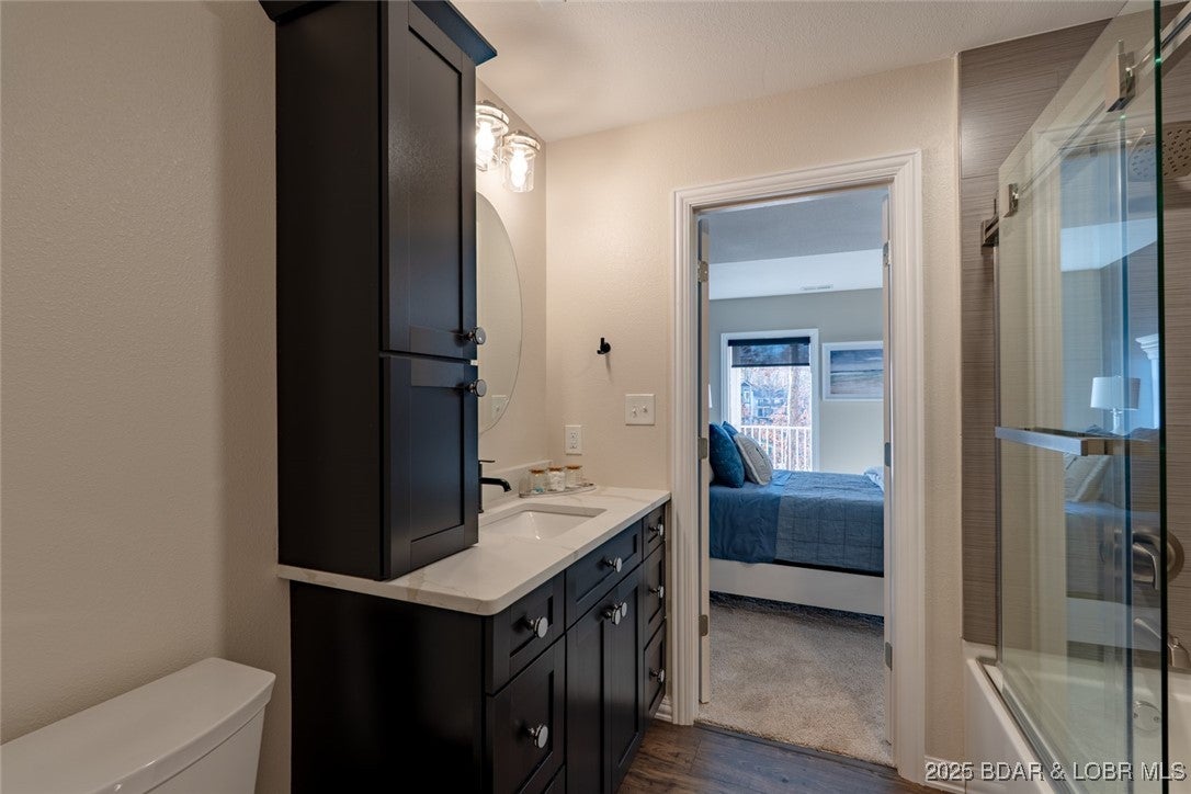 Four Seasons, Missouri, 65049, United States, 5 Bedrooms Bedrooms, ,4 BathroomsBathrooms,Residential,Active,2008696