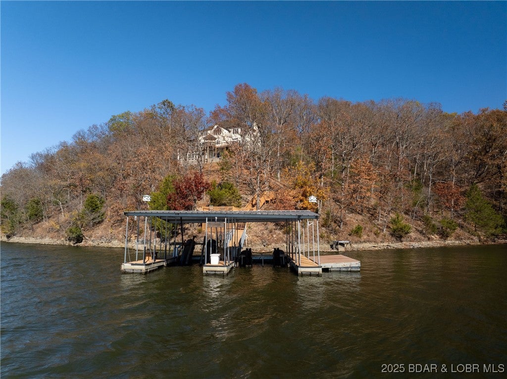 Linn Creek, Missouri, 65052, United States, 7 Bedrooms Bedrooms, ,6 BathroomsBathrooms,Residential,Active,1973281