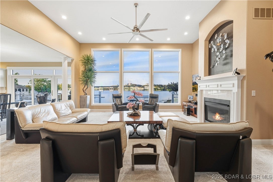 Porto Cima, Missouri, 65079, United States, 5 Bedrooms Bedrooms, ,4 BathroomsBathrooms,Residential,Active,1973370