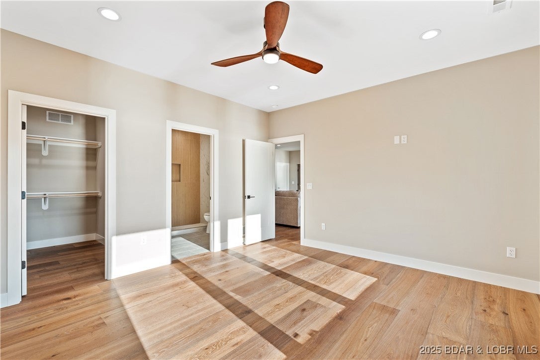 Osage Beach, Missouri, 65065, United States, 6 Bedrooms Bedrooms, ,6 BathroomsBathrooms,Residential,Active,1922661