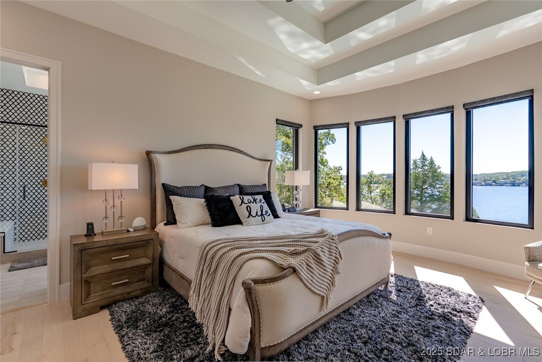 Sunrise Beach, Missouri, 65079, United States, 5 Bedrooms Bedrooms, ,7 BathroomsBathrooms,Residential,Active,1961963