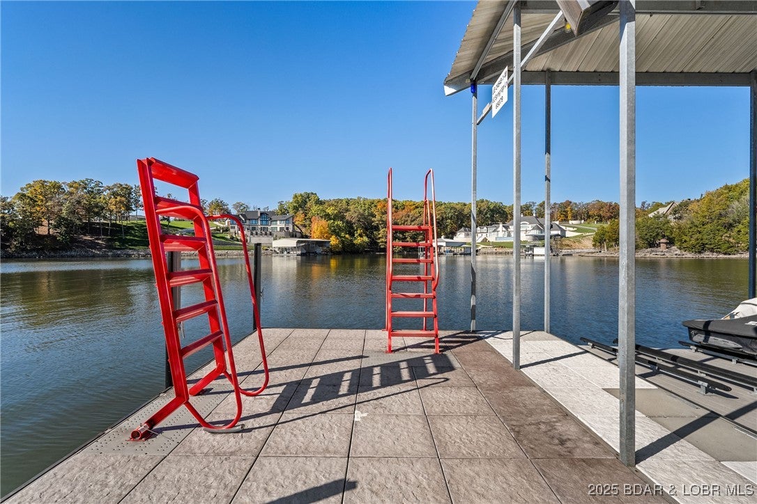 Villages, Missouri, 65079, United States, 5 Bedrooms Bedrooms, ,4 BathroomsBathrooms,Residential,Active,1985880