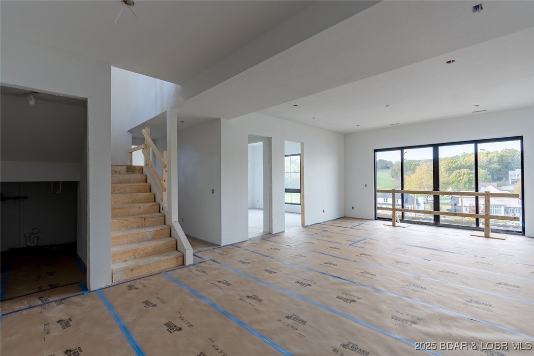 Osage Beach, Missouri, 65065, United States, 4 Bedrooms Bedrooms, ,5 BathroomsBathrooms,Residential,Active,1985585