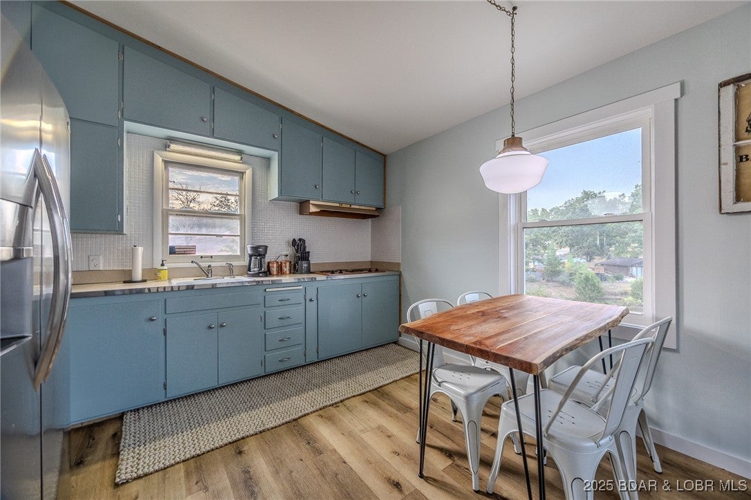 Gravois Mills, Missouri, 65037, United States, 3 Bedrooms Bedrooms, ,3 BathroomsBathrooms,Residential,Active,1945462