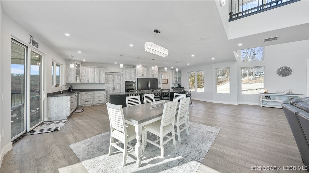 Sunrise Beach, Missouri, 65079, United States, 8 Bedrooms Bedrooms, ,10 BathroomsBathrooms,Residential,Active,1741150