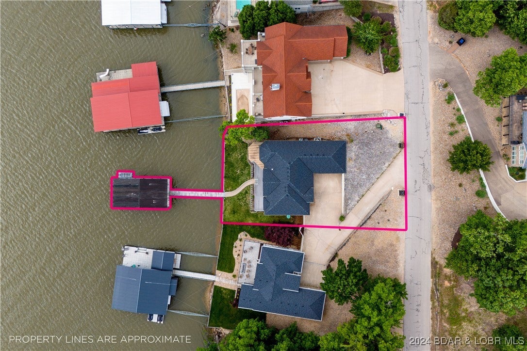 Porto Cima, Missouri, 65079, United States, ,5 BathroomsBathrooms,Residential,Active,1703312